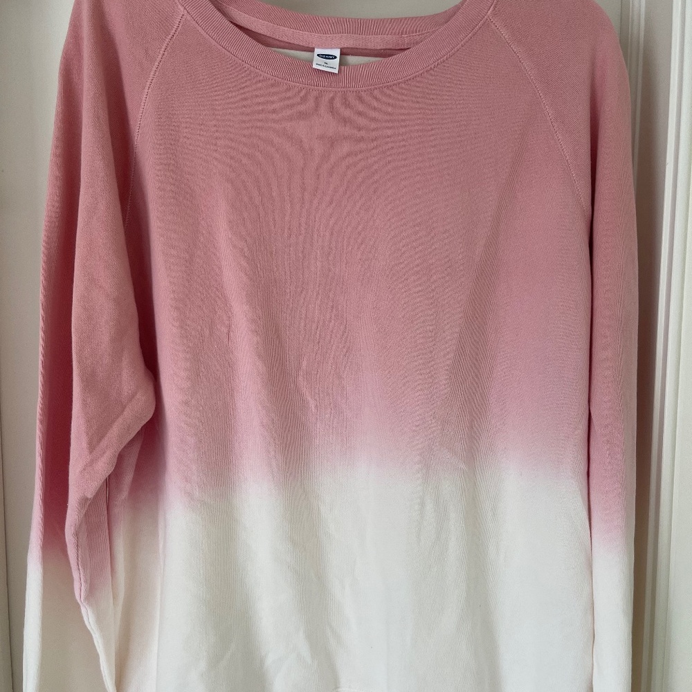 Old navy ombré sweatshirt